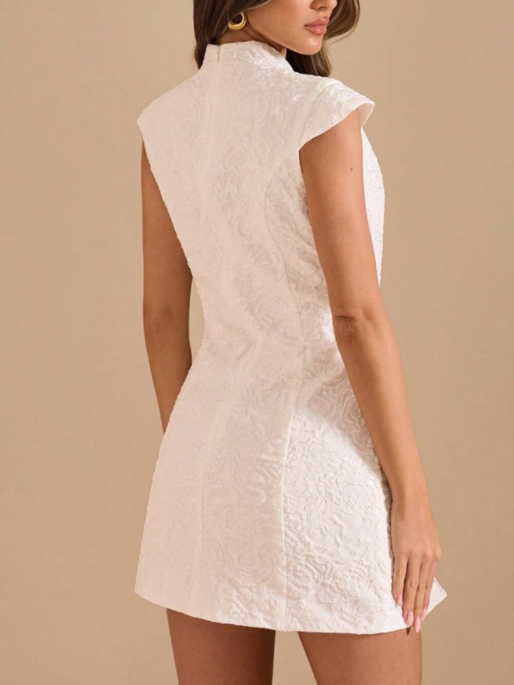 White Elegant Women's Cheongsam Cocktail Party Mini Dress - Picture 2 of 8